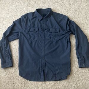 Men’s PrAna Blue Citadel Long Sleeve Button Down Hiking / Traveling Shirt Large